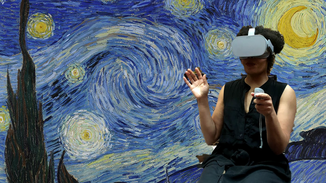 Van Gogh Starry Night with observer in virtual reality headset